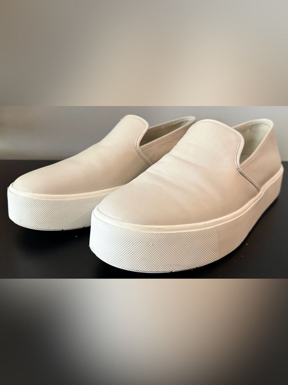 Vince Off White Leather Platform Slip On Sneakers Women 9 EUC